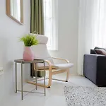 Centrally Located Chic Flat Near Macka Park